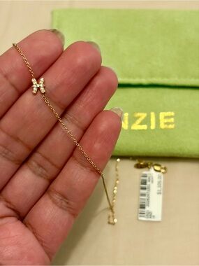 Anzie 14k gold Pisces Pave diamond necklace
